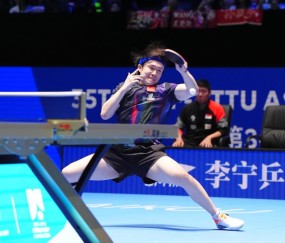 电竞比分-乒乓球亚洲杯：王楚钦3-0横扫 八强迎战周启豪